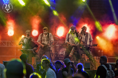 20250815-001-Cobblestones-TR.jpg
