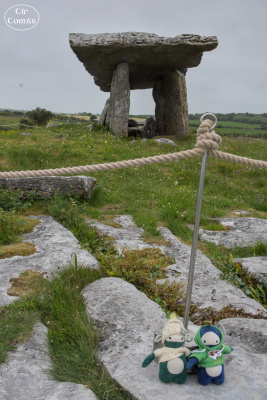 20250623-002-IRL2025-Poulnabrone Dolmen-TirTomas.jpg