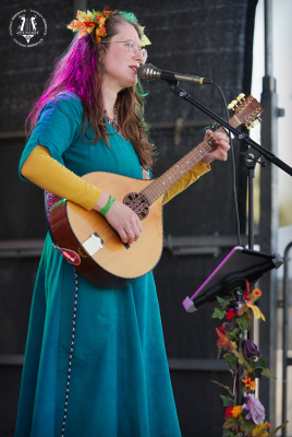 20250928-007-Cathinca & Gwendolyn-TR.jpg