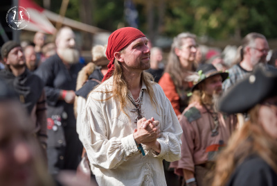 20250913-023-Totentanz Strumpsockig-TR.jpg