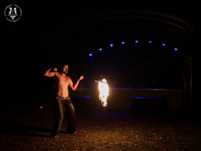 20250913-008-Fireshow-Kahira-Ad Absurdum-TR.jpg