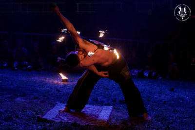 20250913-005-Fireshow-Ad Absurdum-TR.jpg