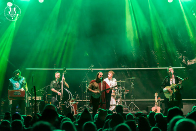 20250913-001-The Longest Johns-TR.jpg