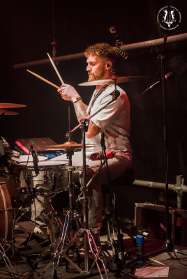 20250914-010-The Longest Johns-TR.jpg