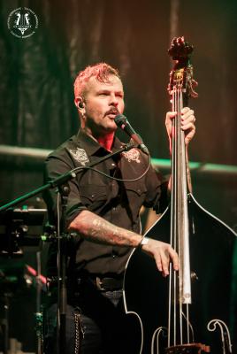 20250914-016-The Longest Johns-TR.jpg