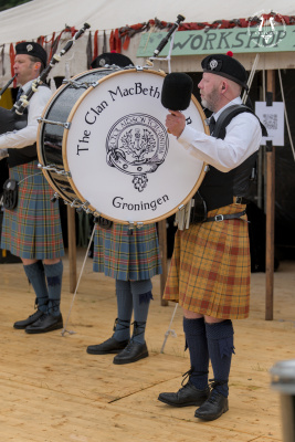 20250607-005-The Clan MacBeth Pipe Band-TR.jpg