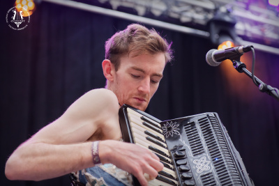 20251207-006-Good Habits-TR.jpg