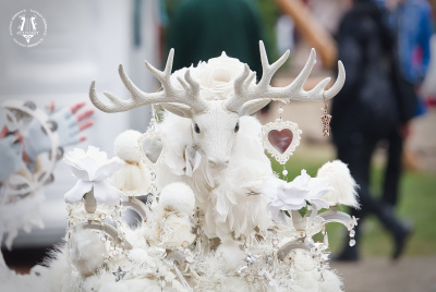 20251206-005-Walking Acts-TR.jpg